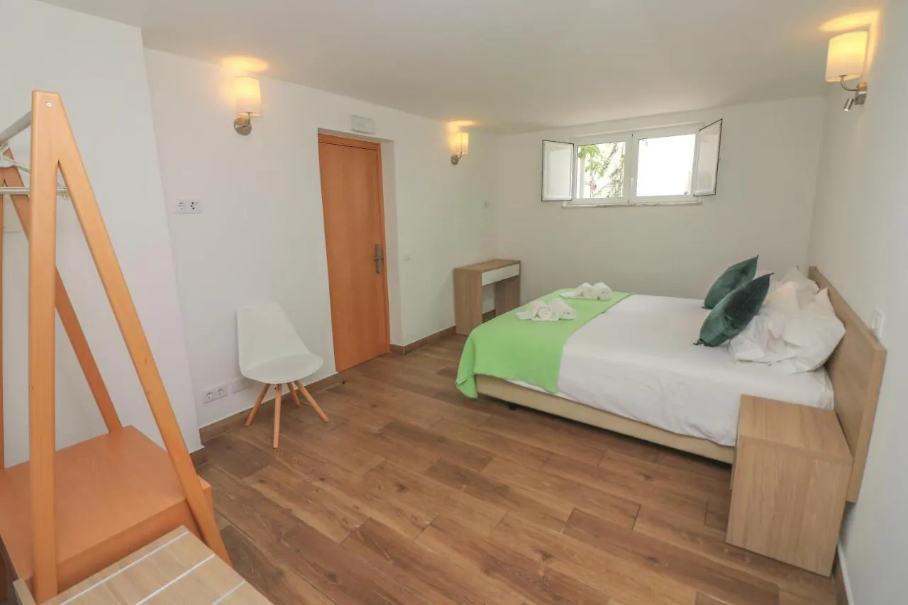 Little Break Guest House 拉哥斯